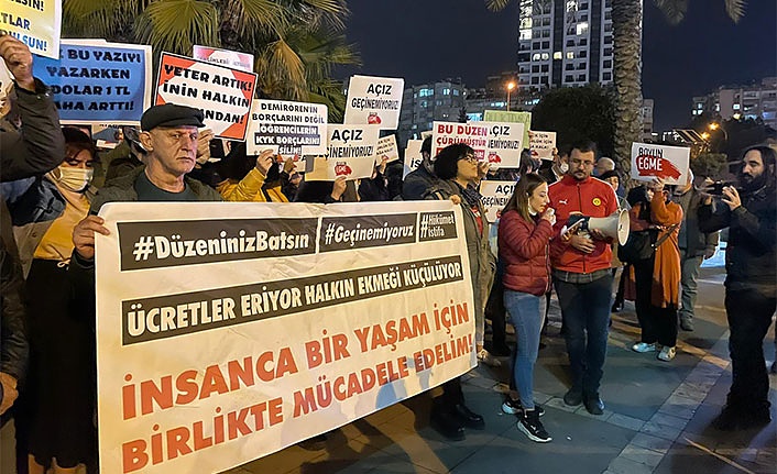 Adana'da "Geçinemiyoruz" eylemi
